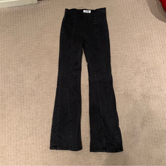 Free people women’s flare pull on wide leg black pant - Picture 4 of 10